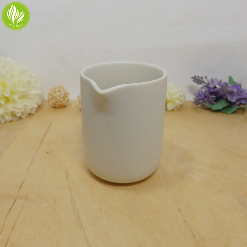 High quality/High cost performance  Porcelain Massage Candle Jar with Spout for Personal Care