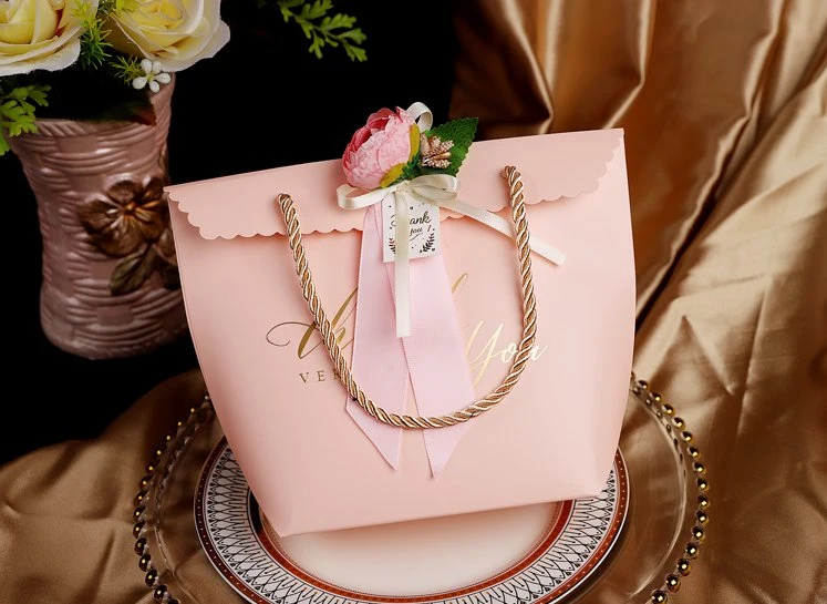 حقيبة يد هدية حقيبة يد حقيبة يد ورقة حقيبة الزفاف مربع حلوى صندوق الزفاف مربع حلوى هدية اليد مربع ورقة مربع