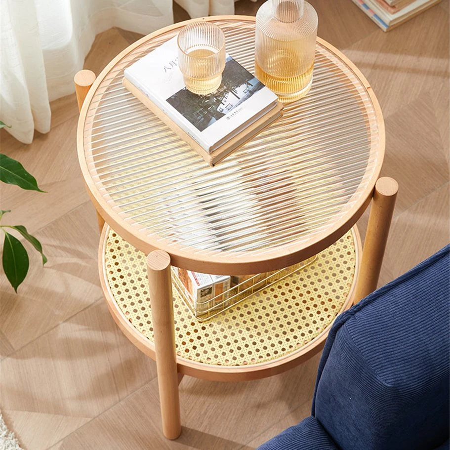 Hecha de madera maciza natural, la mesa de café de Rattan Hand-Woven