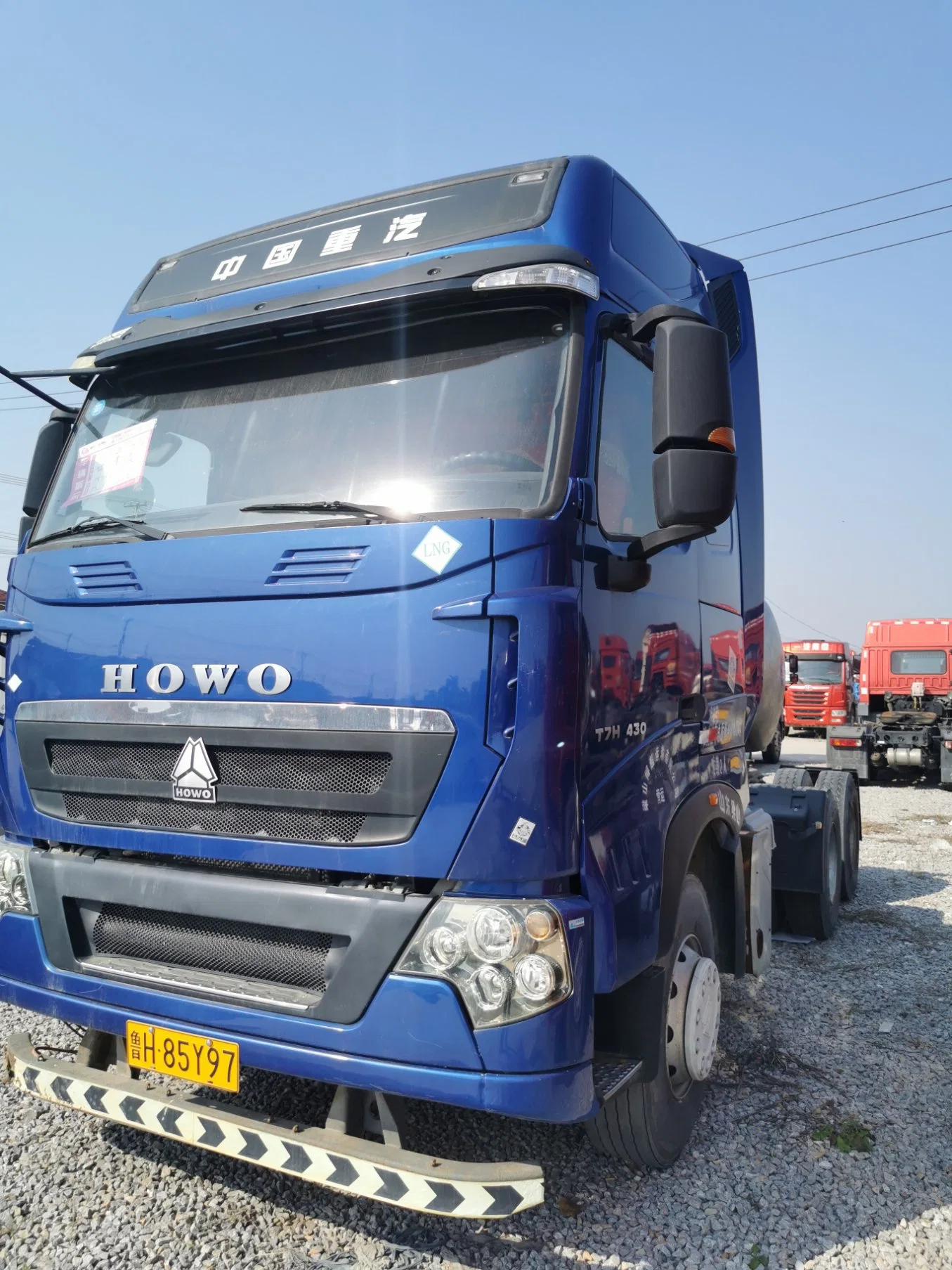 HOWO T7 Tractor Head Price 6X4 Tractor Trailer Trucks