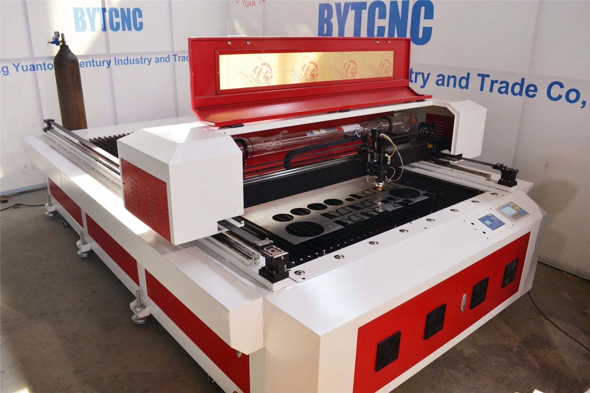 Byt Factory Supply Metal and Nonmetal Laser Cutting Machine for Acrylic Plywood Stainless Steel Cut