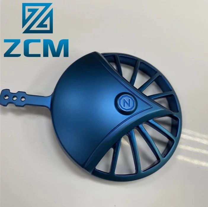 Shenzhen Custom Automotive Fahrzeug Teile, CNC gefräst Aluminium Cap Blue Color Vakuum-Beschichtung Abdeckung Electric Car Parts Manufacturing