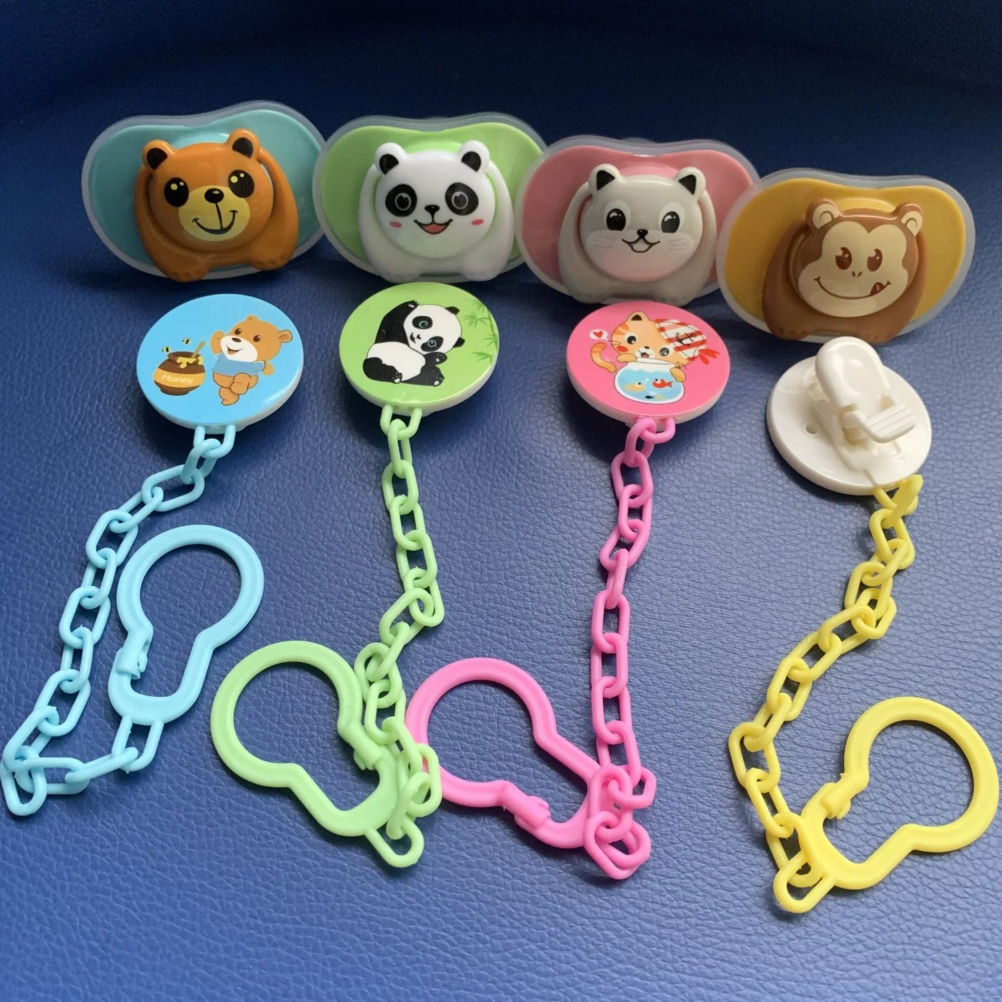 New Cartoon Animal Baby Teething Pacifer with Chain