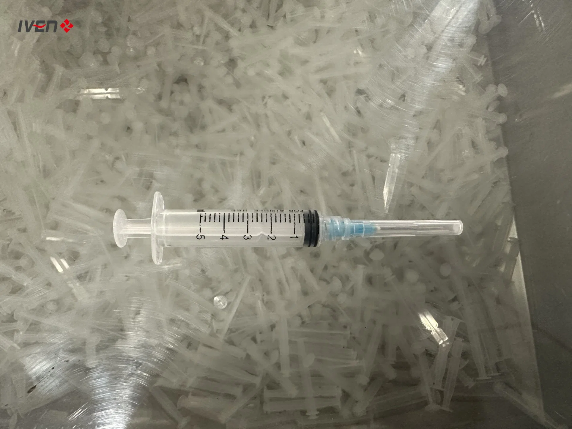 Good Service High Precision Plastic Injection Syringe Mold Medical Disposable Syringe Making Machine with CE and ISO