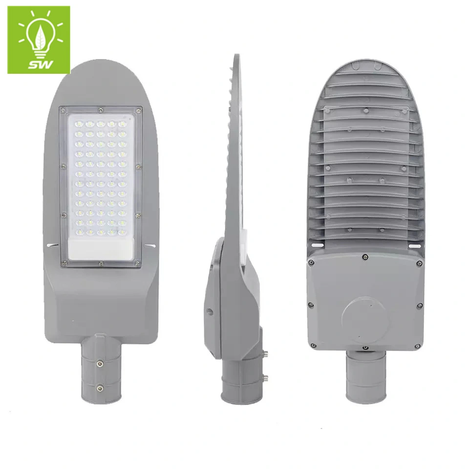 High Lumen Aluminum LED Outdoor Park Shipyard Sportyard Lamp IP67 85-265V 30W 50W 100W 150W 200W SMD LED Road Street Light with Solar Panel Warm Cool Pure White