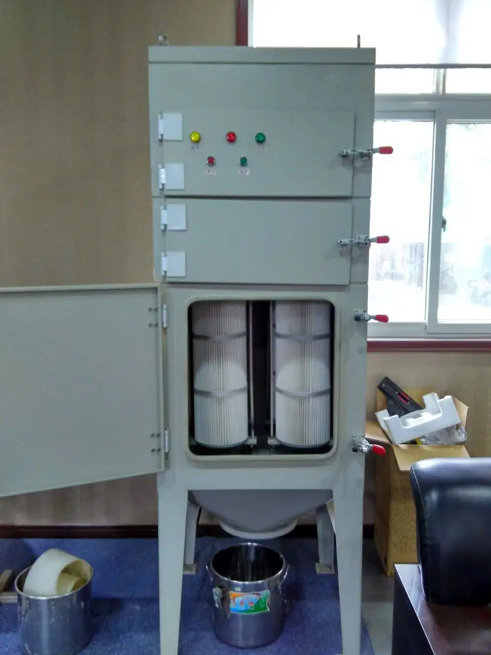 Automatic Cleaning Filter Cartridge Dust Collector Vibrating Screen