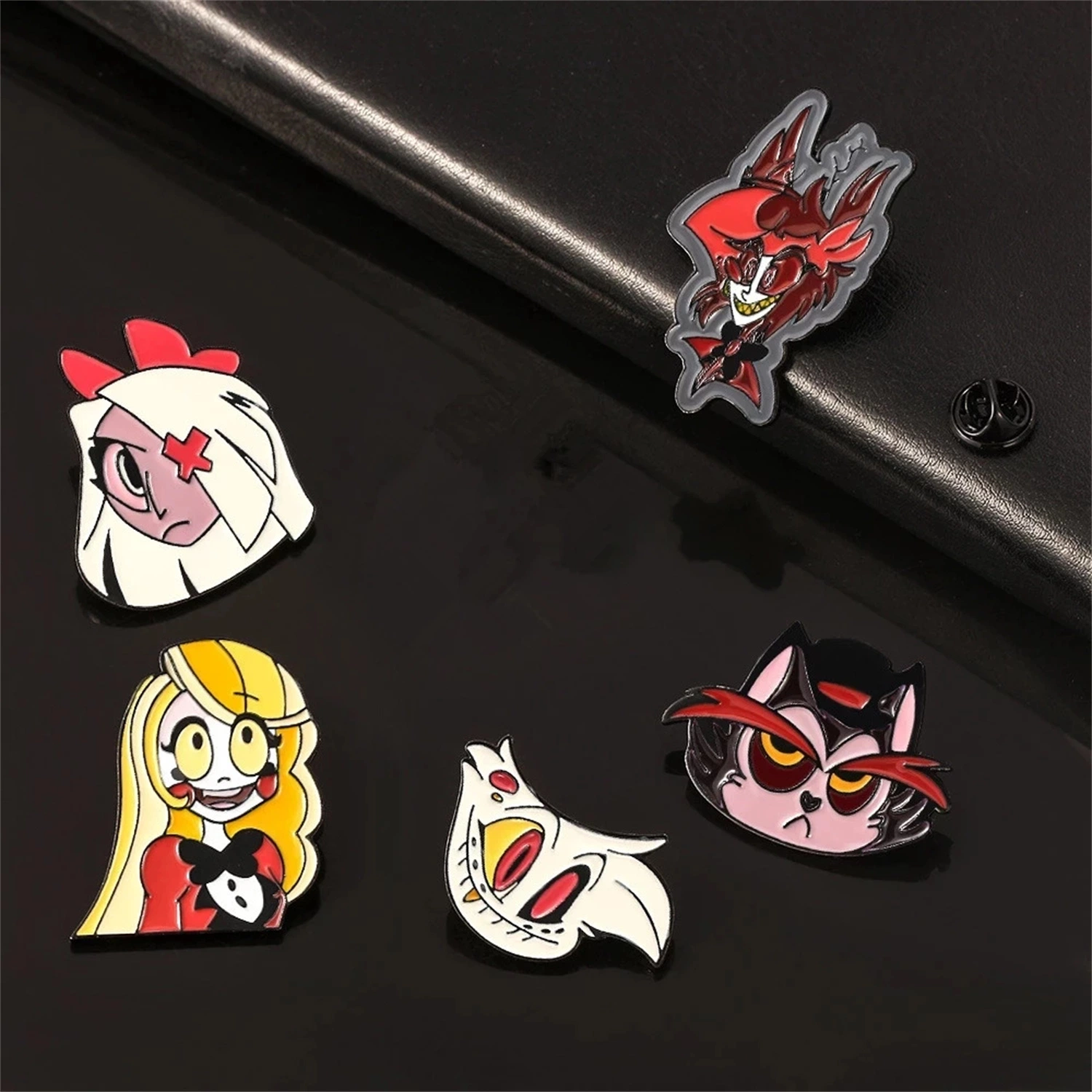 Wholesale/Supplier Custom Baseball Country Sports College Hazbin Cosplay Hotel Cartoon Metal Enamel Lapel Pin Badge