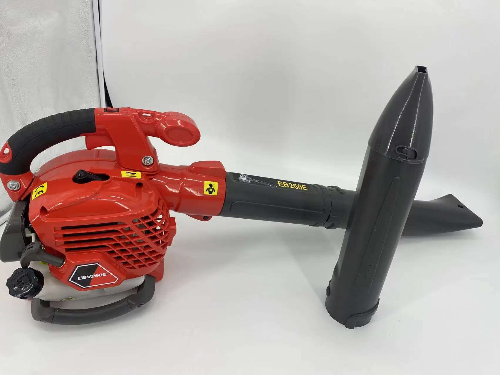 Portable Blower and Vacuum Eb260e for Garden Fallen Leaves and Snow and Grass with 2-Stroke 0.75kw Engine