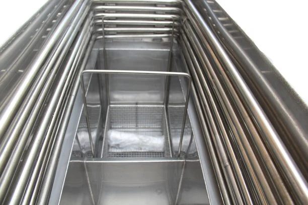 Industrial Ultrasonic Cleaner Covered with Cooling Coils Prevent Chemical Evaporation