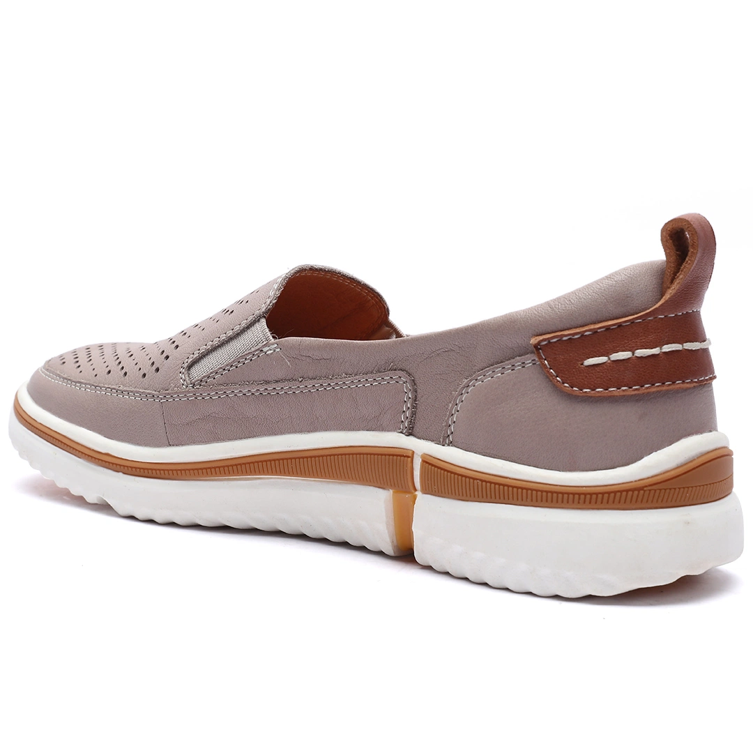 Designer Laser Leather Hollow out Outdoor Daily Wear Casual Ladies Flat Shoes