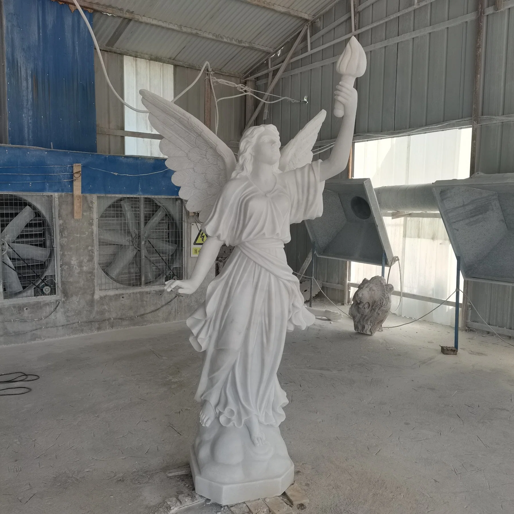 Custom оптовый характер камня факел Angel статуи факел из белого мрамора скульптура ангела