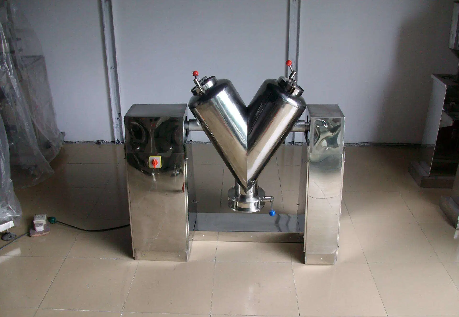 Cosmetic Dry Powder Mixer Machine V Shape Mixing Equipment