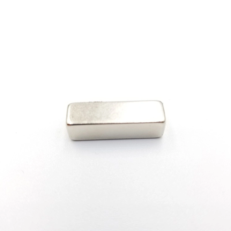 Customized Neodymium Magnet Products N35 NdFeB Round Rare Earth Block Magnet for Motorcycles