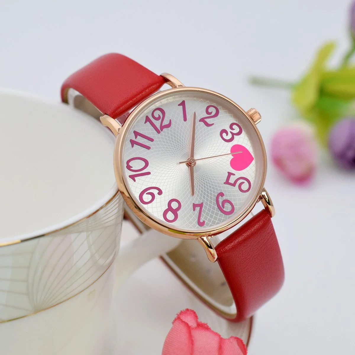 Customized Watch Leather Watch Alloy Watch Factory Promotional Stock Watch Quartz Watch