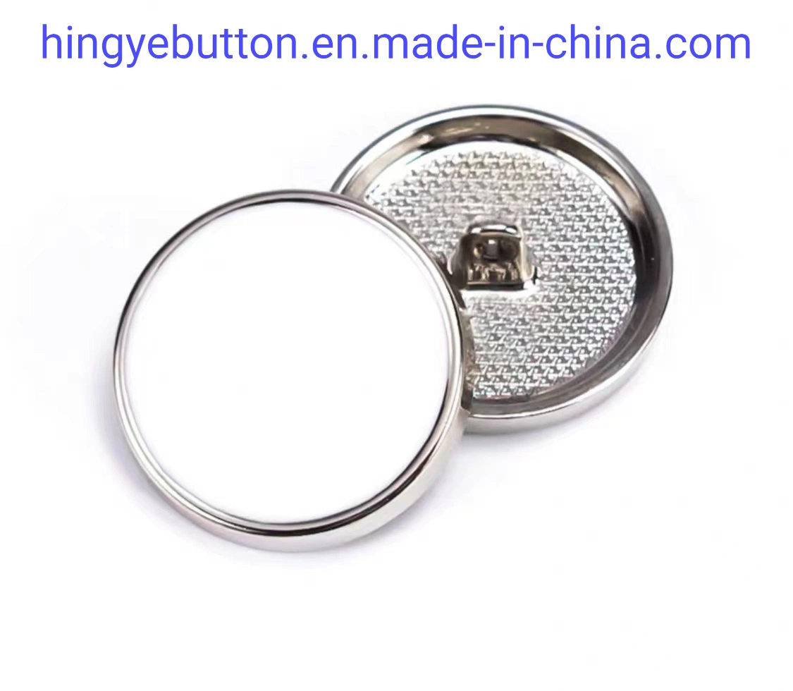 Bouton en métal en alliage de zinc avec tige en époxy pour accessoires de vêtements.