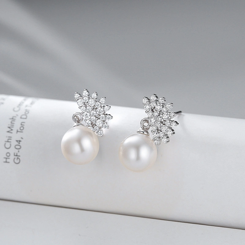 925 Sterling Silver Pearl Earrings d'eau douce de fleur de la Couronne