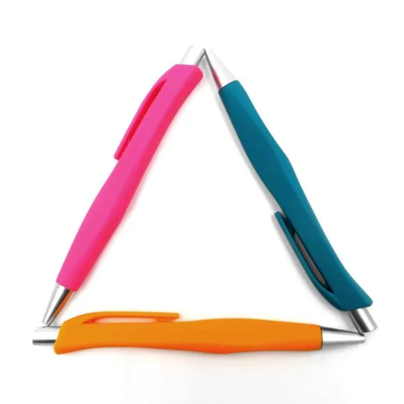 Nouveau design Creative Multi stylo à bille plastique de couleur avec logo personnalisé