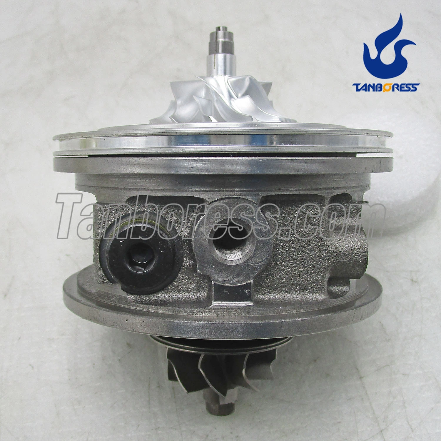 Núcleo de tarugo de turbocompressor para Nissan Caravan 2.5 dCi 53039700373 53039700268 turbo