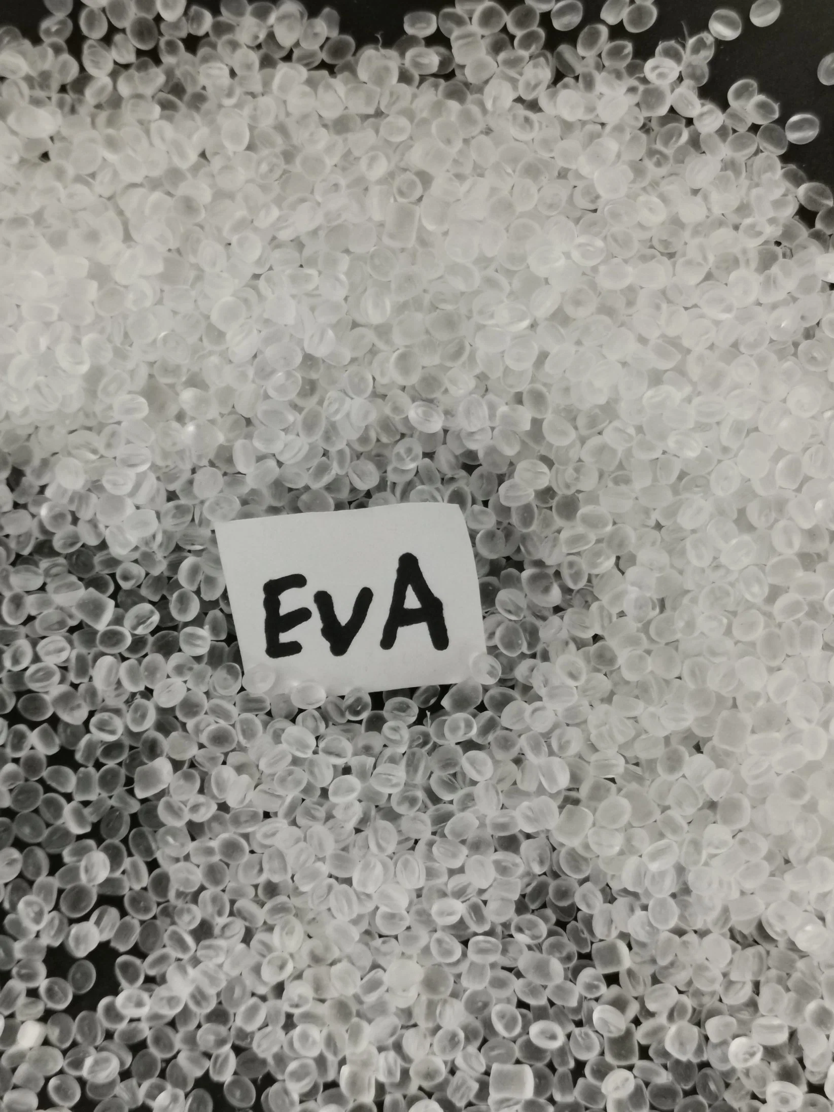 Good Solubility Chlorinated Ethylene Vinyl Acetate Copolymer EVA Granule Resin