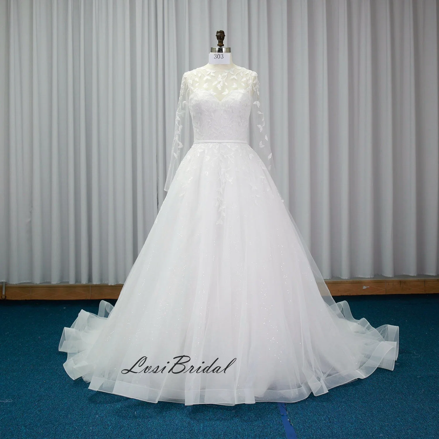 303 Sweetheart Neckline and Long Sleeve with Wedding Dress A-Line Tulle Dress Long Train Bridal Wedding Dress Foreign Trade Simple Style