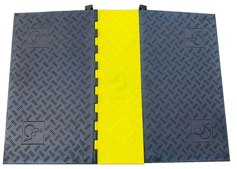 5 Channel Rubber Road Cable Ramp Protector Cover in Speed Bump