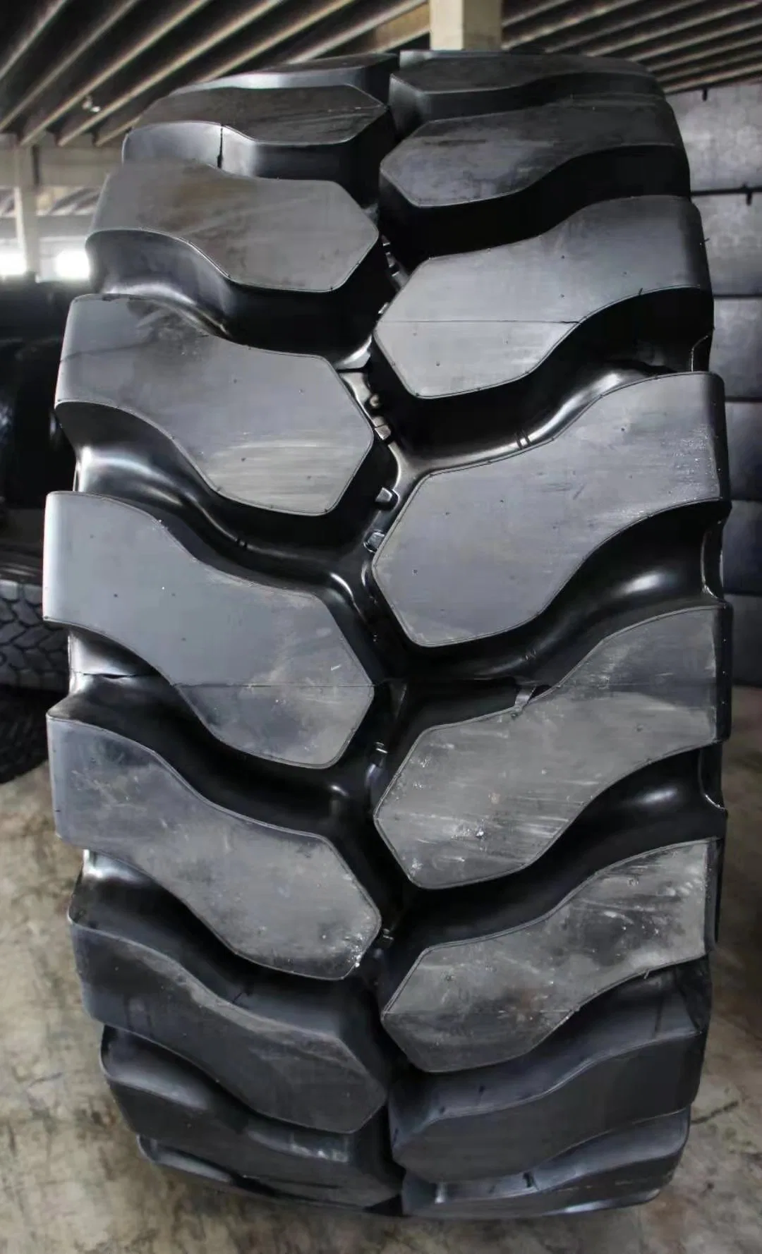 Hot Selling High quality/High cost performance Transport Heavy Duty Truck Tire Large Construction Vehicle Tires 29.5r25