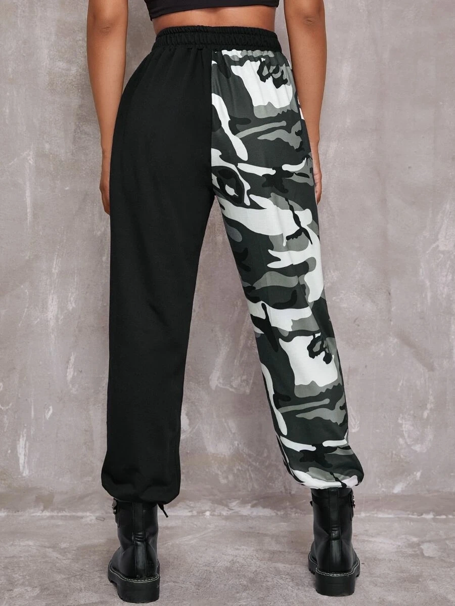 2021 New Fashion Street Style Chain Detail Color Block Camo Pants