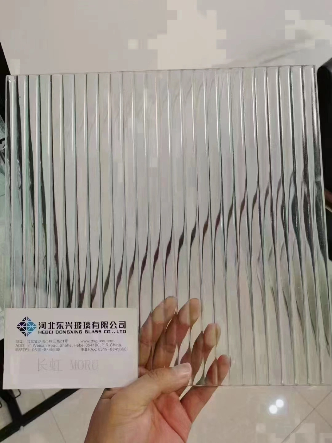 Factory Wholesale/Supplier Price Cost-Effective Transparent Dyed Safety Laminated Float Glass Complies with CE and ISO9001