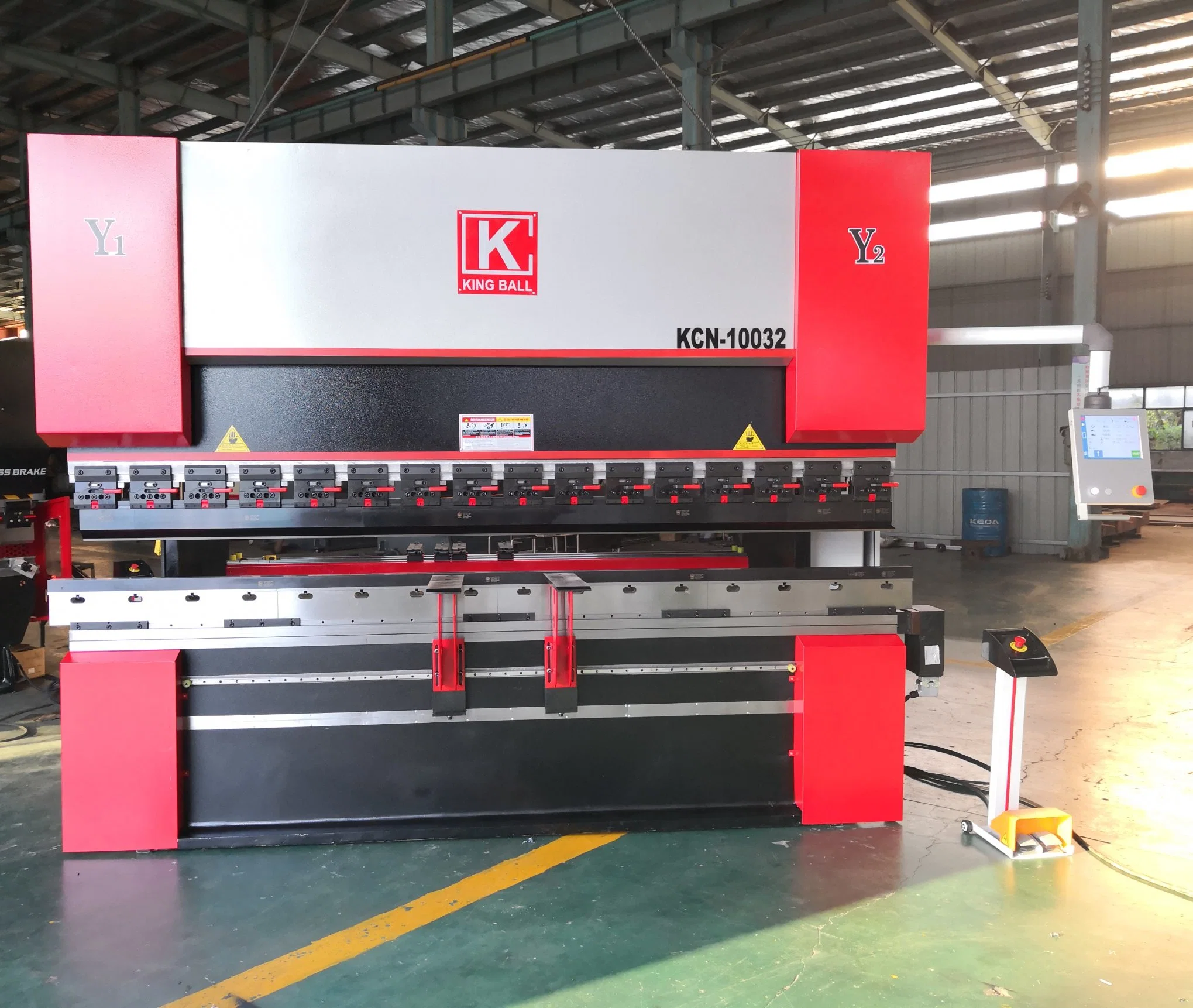 Electro Hydraulic Synchronous CNC Press Brake Kcn-16040