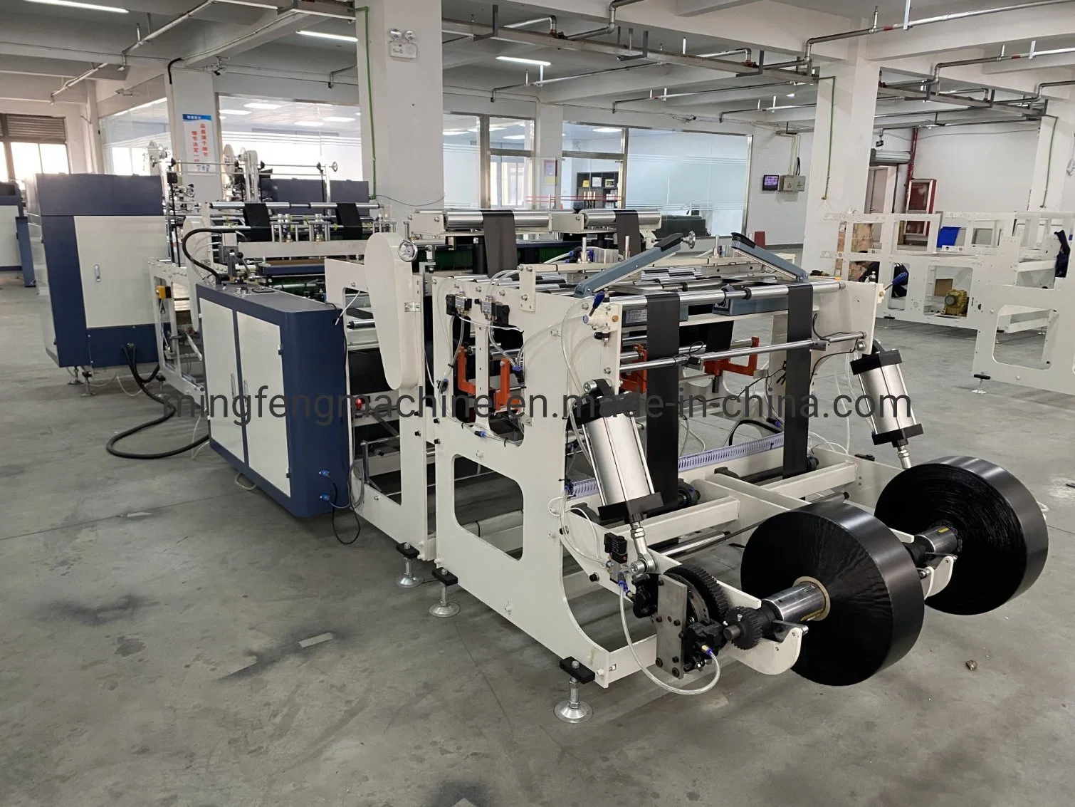 Disposable Plastic Bag Rolling Bag Making Machine Automatic High-Speed Biodegradable Plastics Bags Manufacturing Machine Star Seal Garbage Bag Making Machine