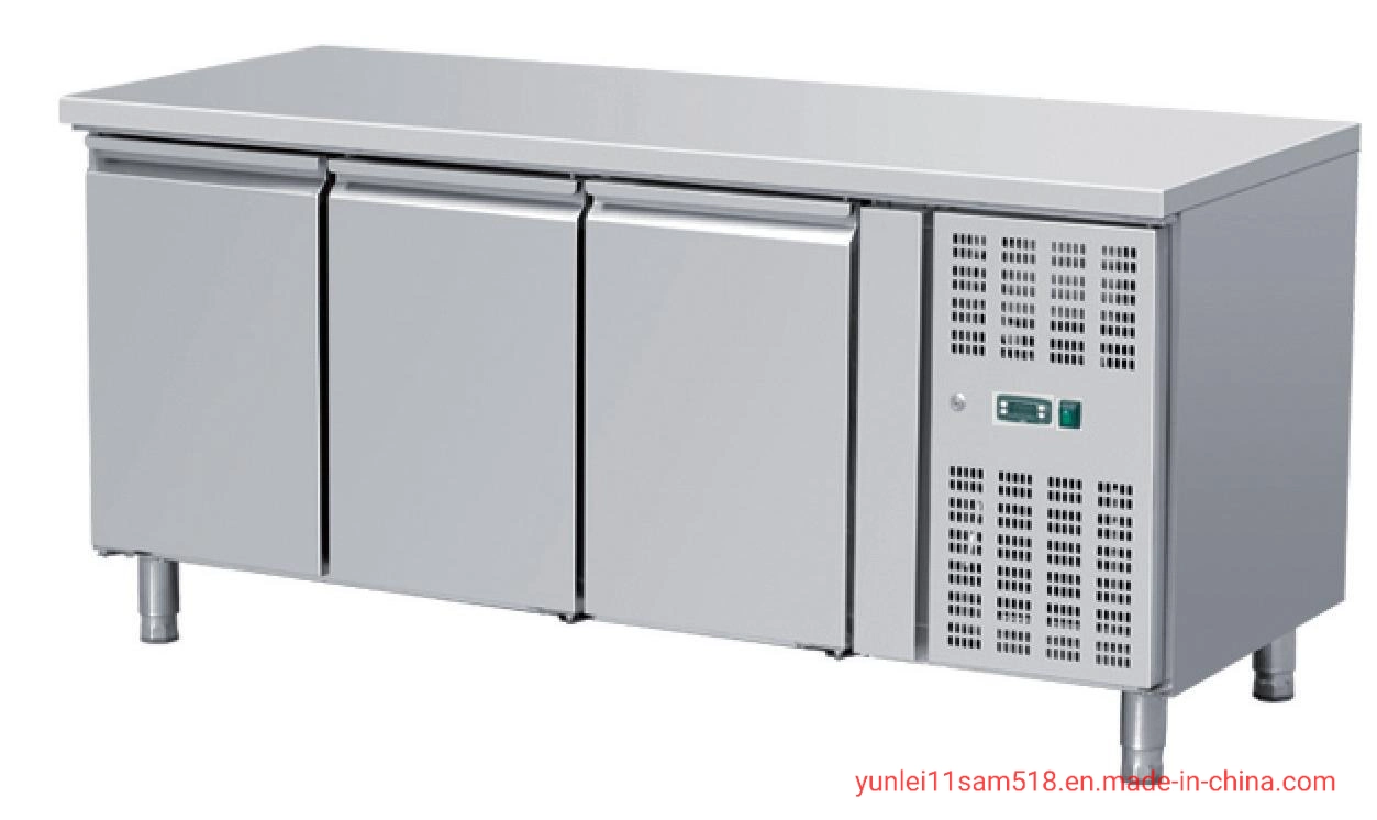 Yunlei-Commercial Kitchen Equipment 3 Doors Undercounter Chiller Salad Display Counter