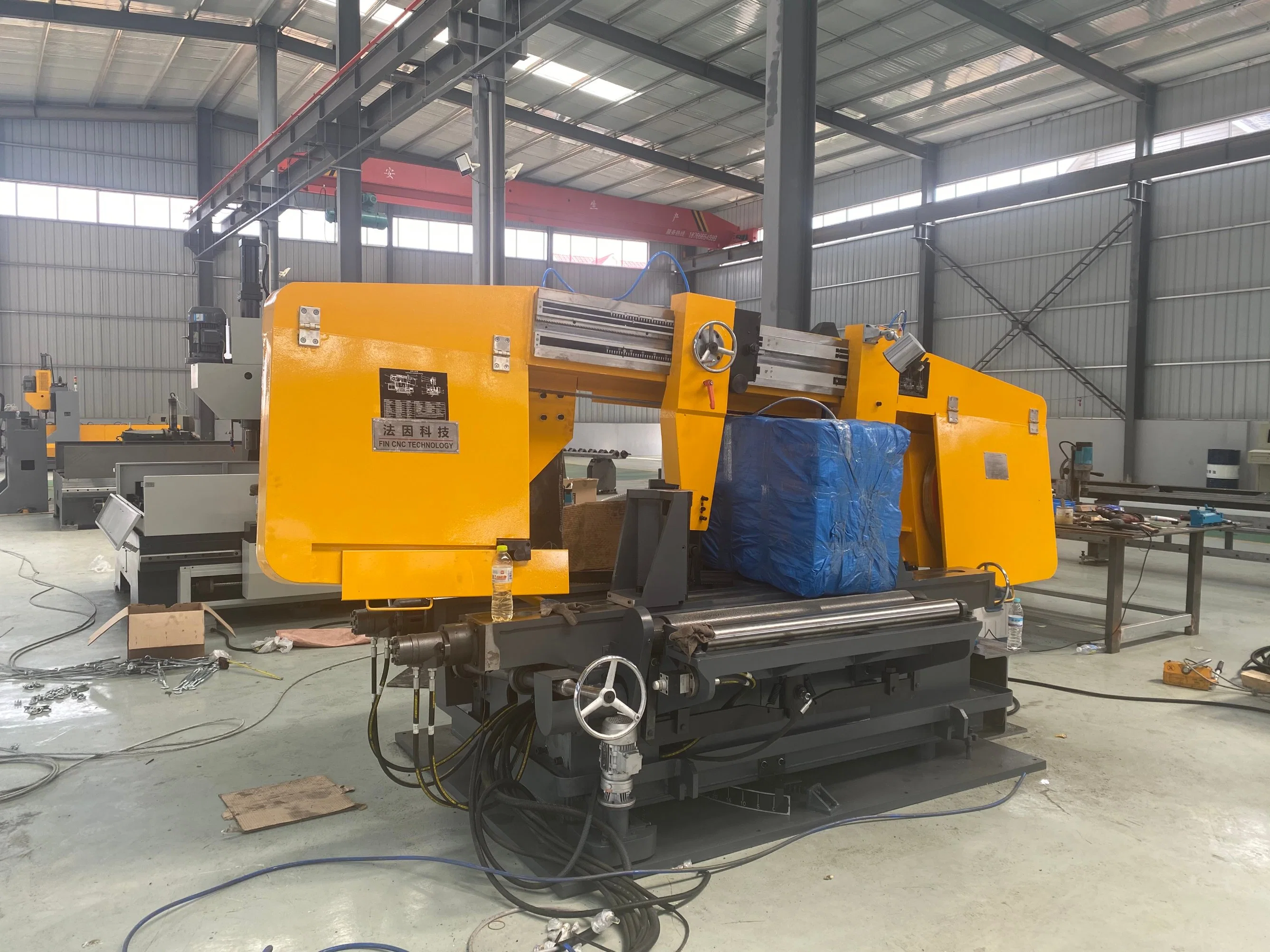 Semi CNC Rotation Angle Band Sawing Machine for Beams Band Sawing Cutting Machine Metal Cutting Line H/U/I Beam Cut off Steel Metal Cutting