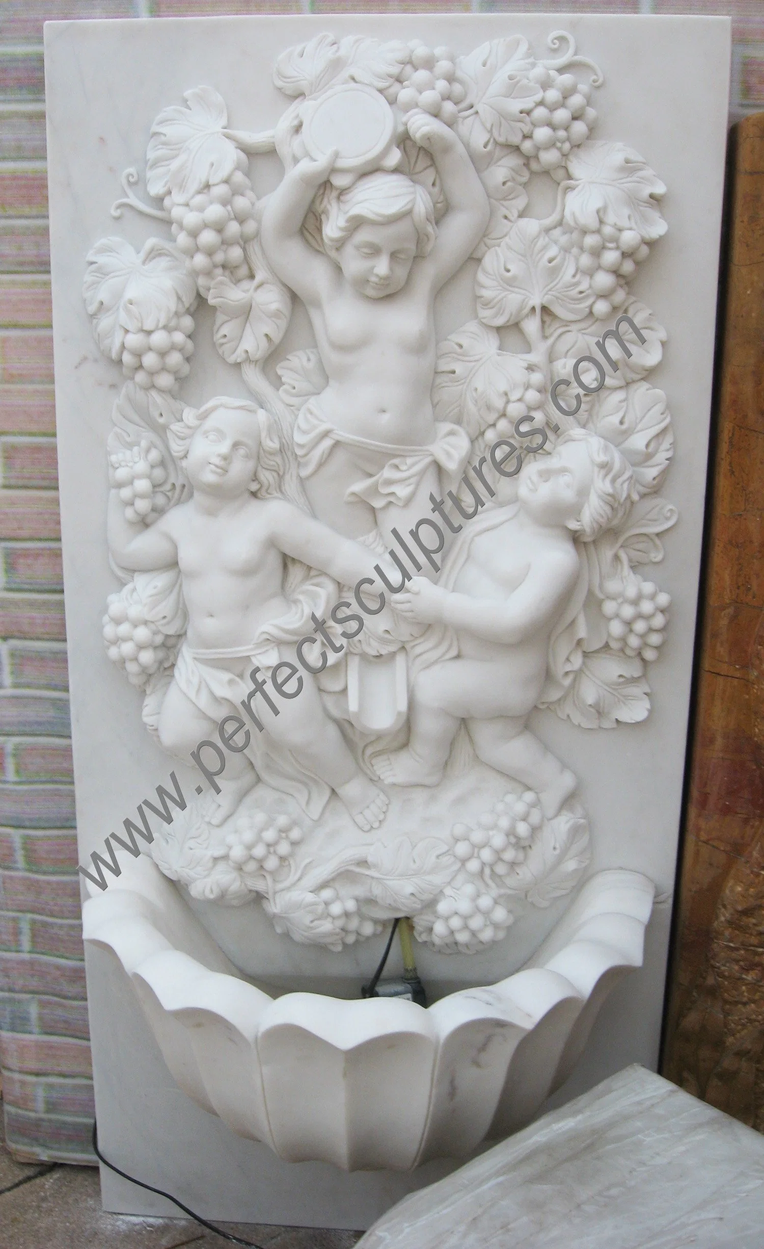 Stone Marble Carving Flower Sculpture Wall Fountain for Garden Decoration (SY-W070)