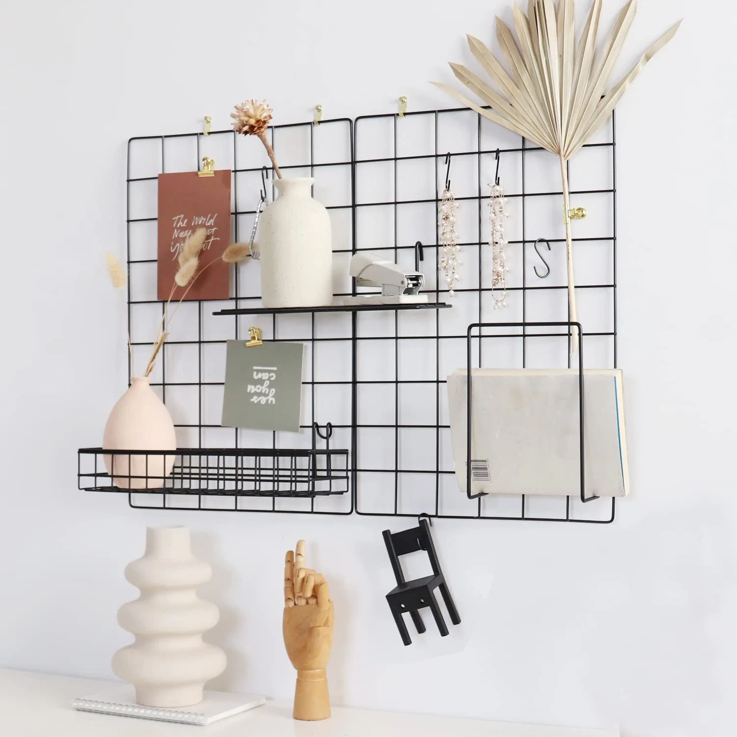 Decorative Iron Rack Metal Mesh Wire Wall Grid Hanging Photos Grids Photo Wall