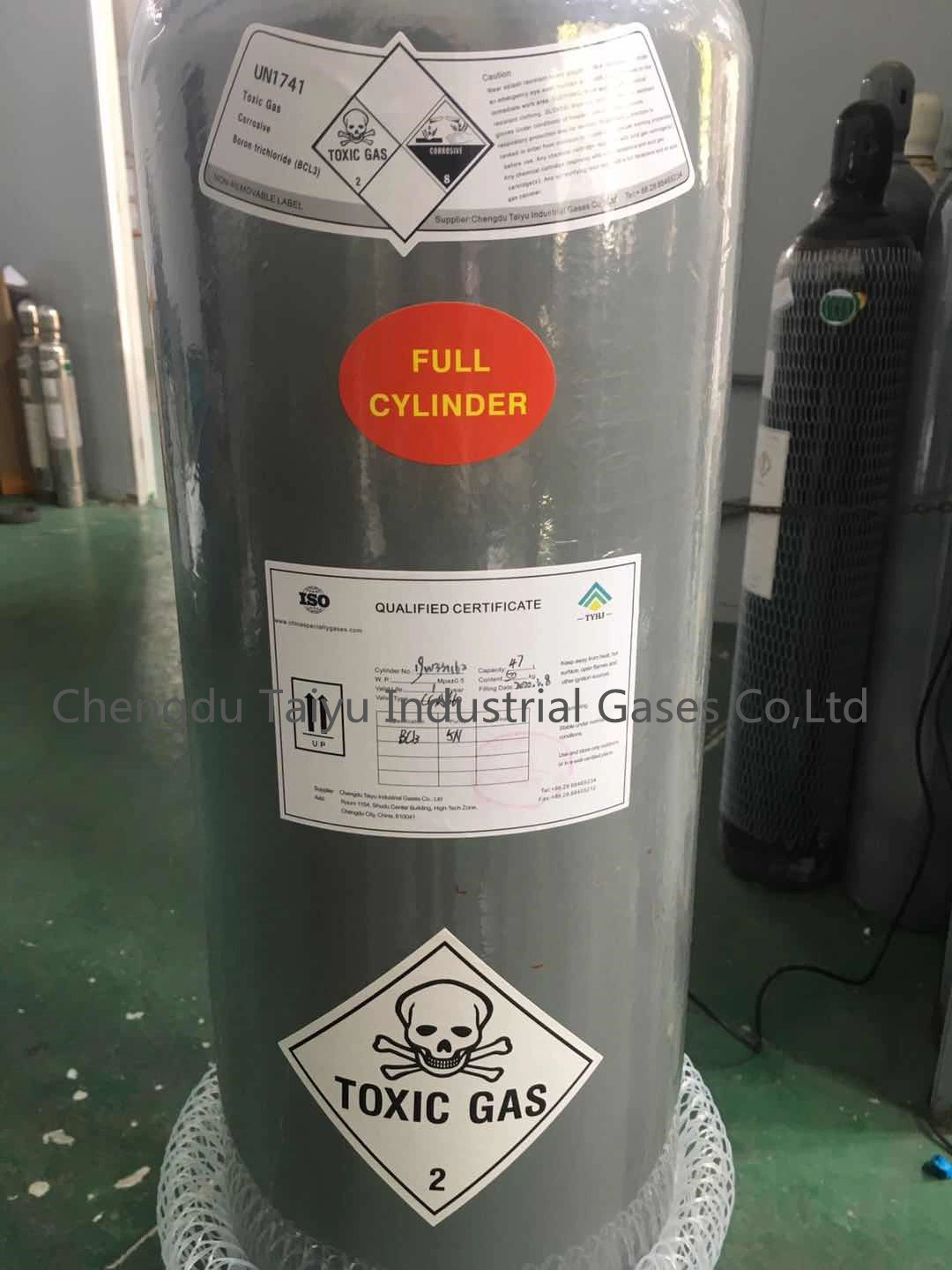 Tricloreto de Boro de grau electrónico de pureza ultra elevada, 99.999%, 5 n, Bcl3 Cilindro de 47L a gás com válvula Cga660