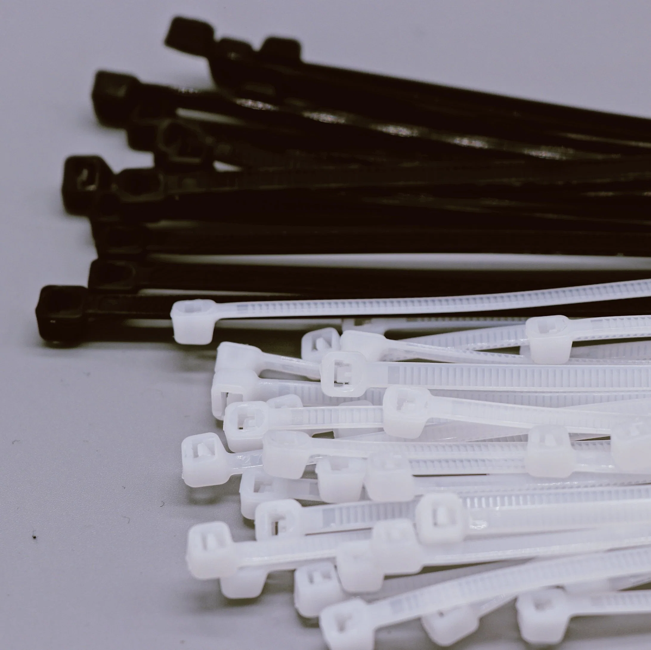 Nuevo Boese RoHS aprobó 100PCS/Bolsa Wenzhou lazos Kabelbinder Zip Los productos de plástico del cable