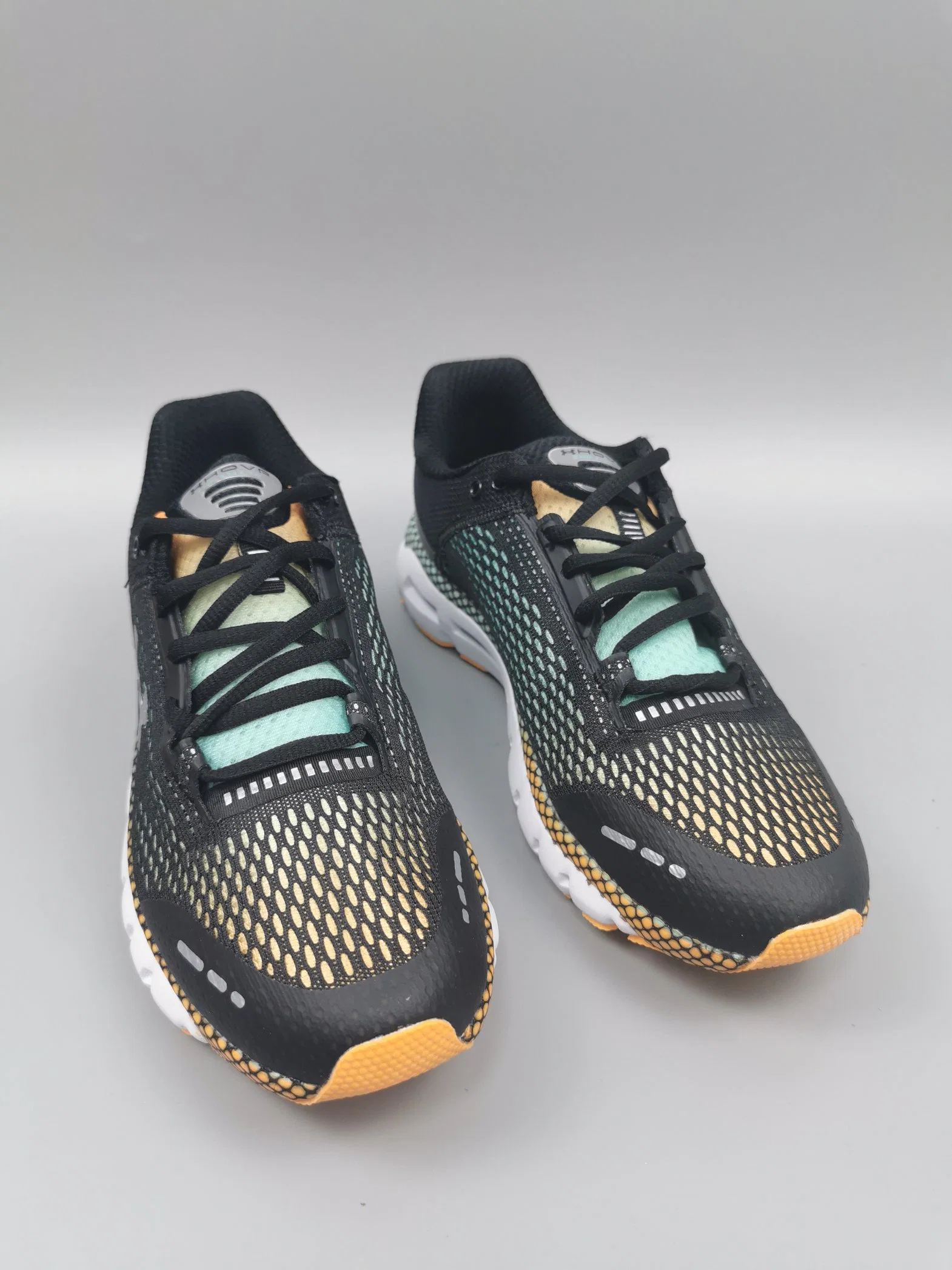 Made to Order Men&prime; S Sport Shoes Flyknit Sneakers Outdoor Athletic Footwear