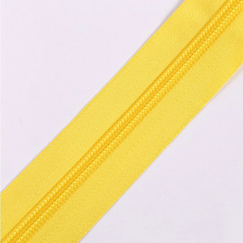 Custom Size 3# 5# 8# 10# Nylon Material Zippers for Garments