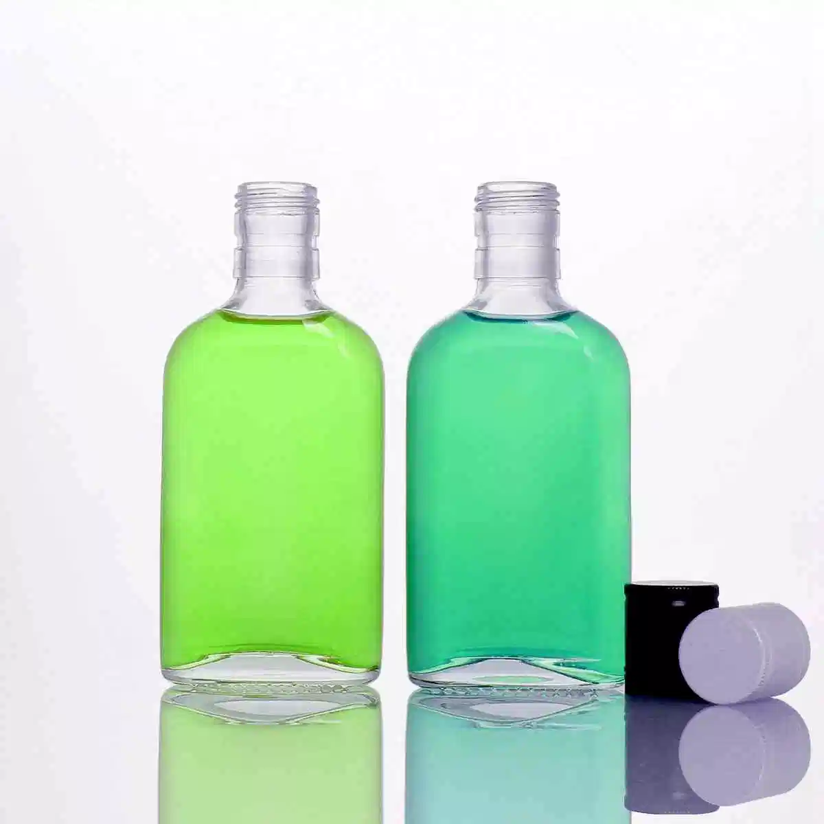 Wholesale Wedding Favour Bottles for Gin Vodka Liquor Gift Set Alcohol Mini Glass Bottle 50ml Bottle