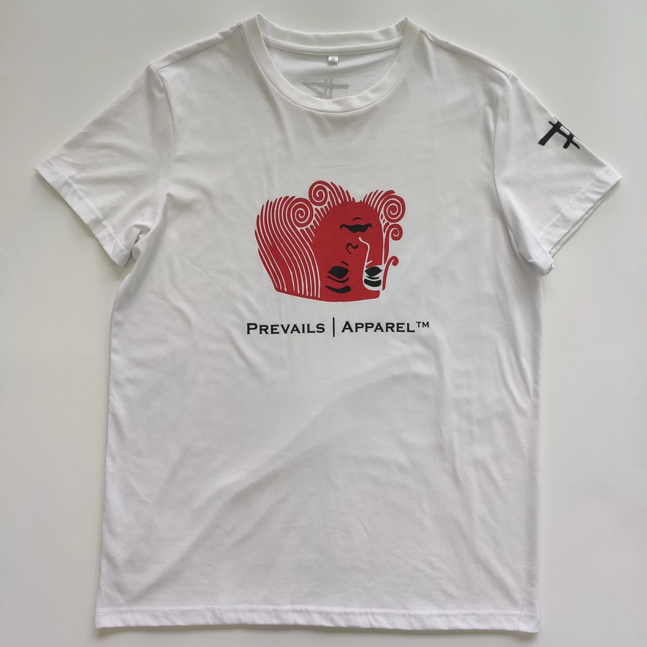 Personnalisez le logo T-shirt à séchage rapide en gros, nouvelle conception de sérigraphie en soie en vente supérieure pour garçons.