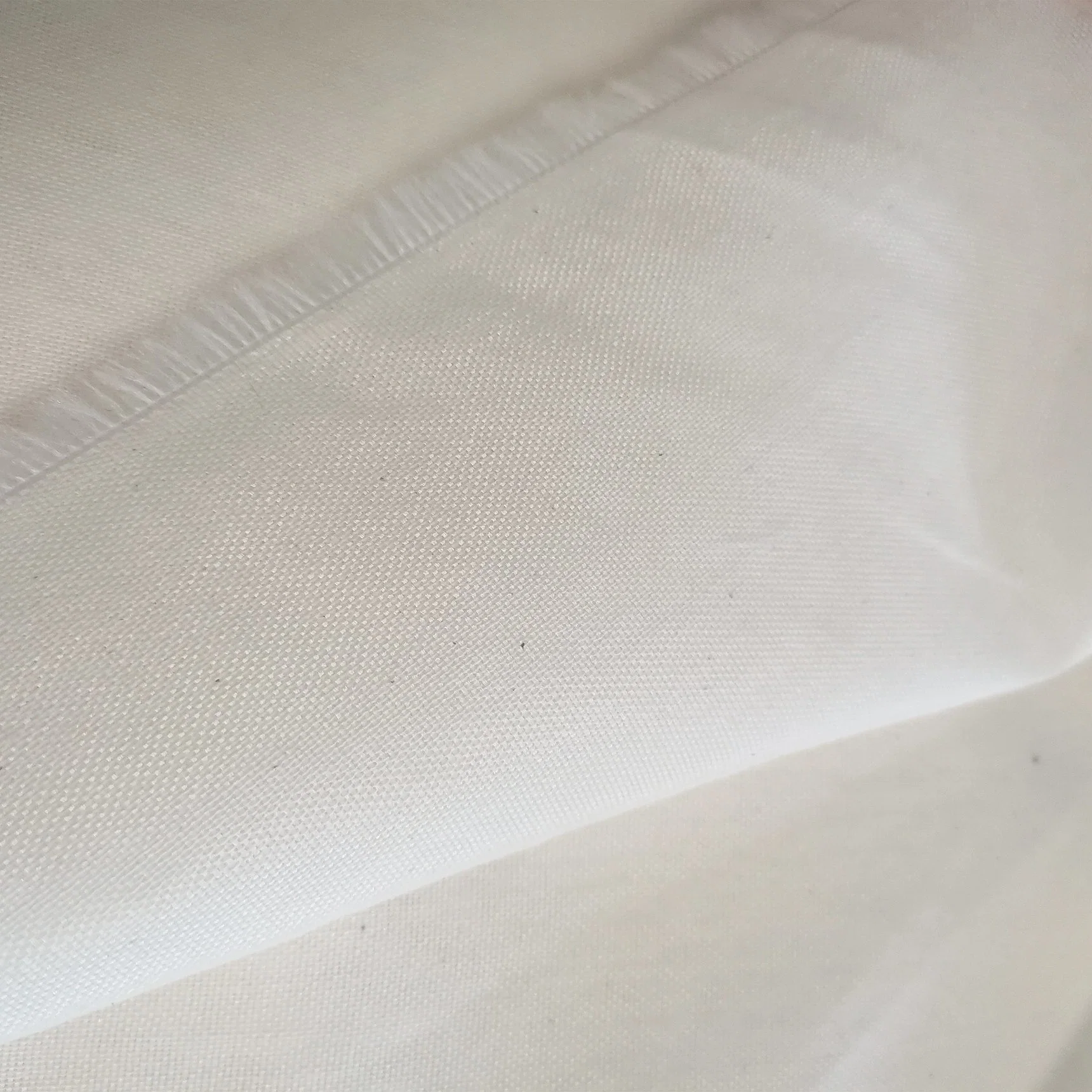 Base de tecido Scrim cinzento em algodão de poliéster grosso fabricada de fábrica para Laminados de vinil