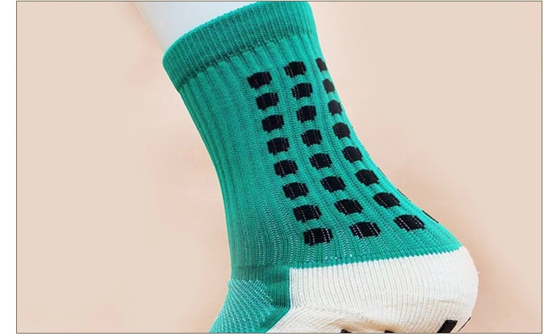 Mens Grip Socks Soccer Non Slip Socks for Men Anti Slip Hospital Socks Grippers Non Skid Training Athletic Socks Size 38-45