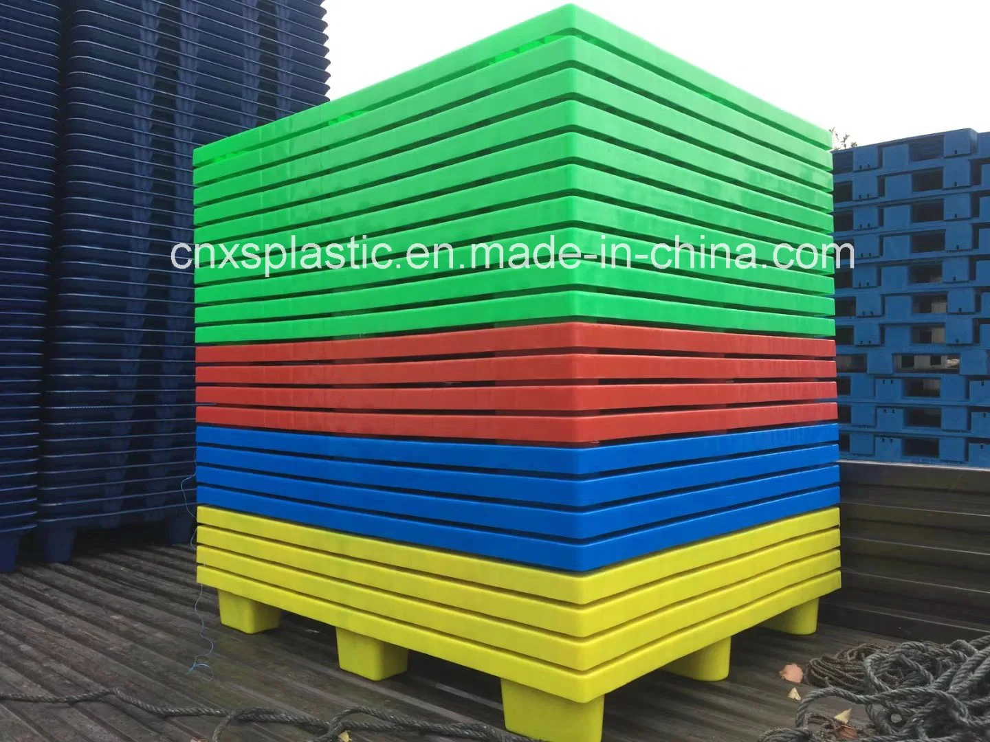 Stackable 9legs Grid Surface Plastic Tray/Pallet for Industry Storage