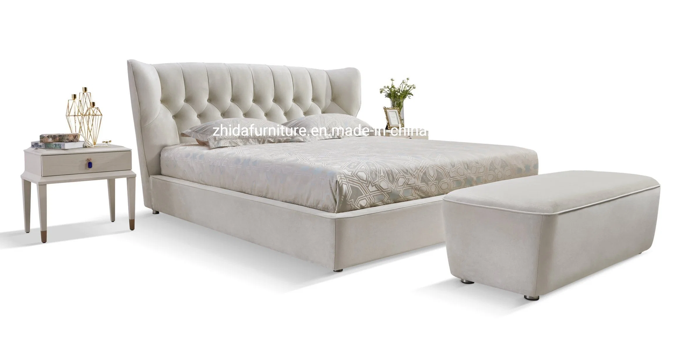 Mobiliario de casa Villa de diseño moderno de alta calidad cama King Size de tela