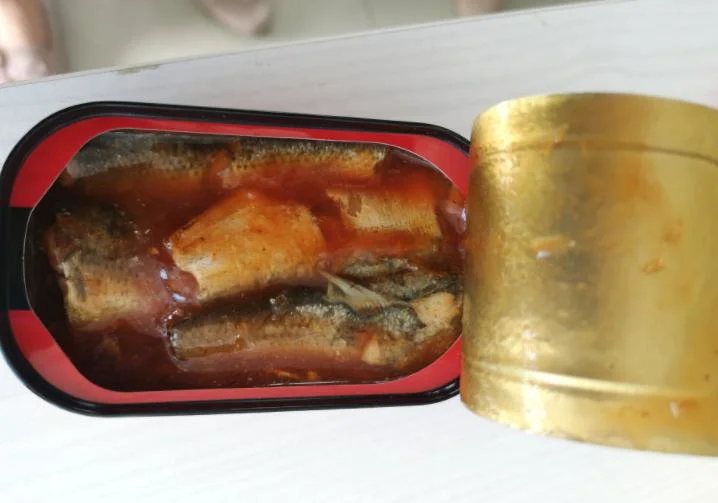 Canned Sardine with Tomato Sauce & in Vegetable Oil