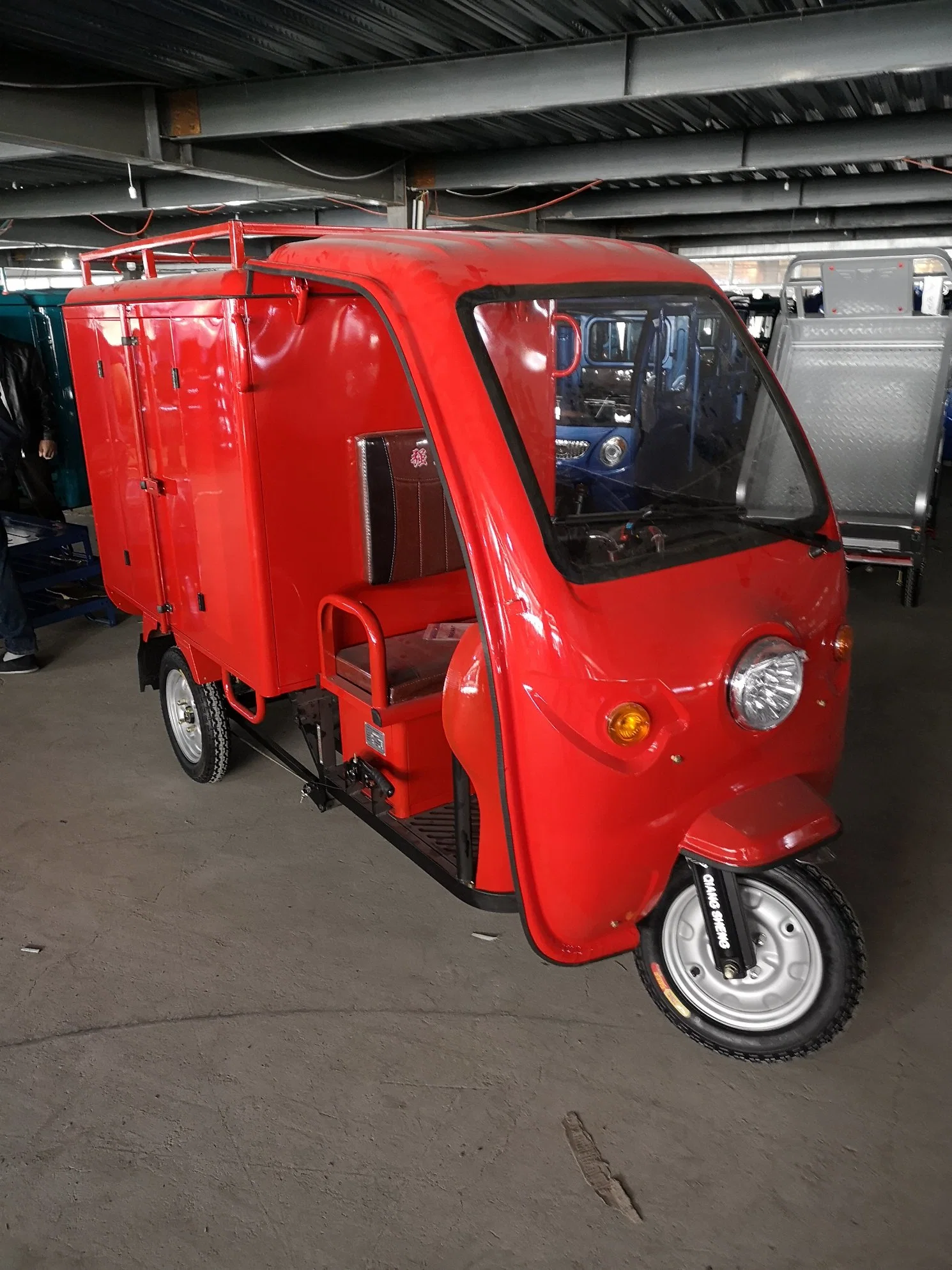 3 Wheeler Electric Express Cargo Delivery Tricycle Tuk Tuk Rickshaw Motorbike