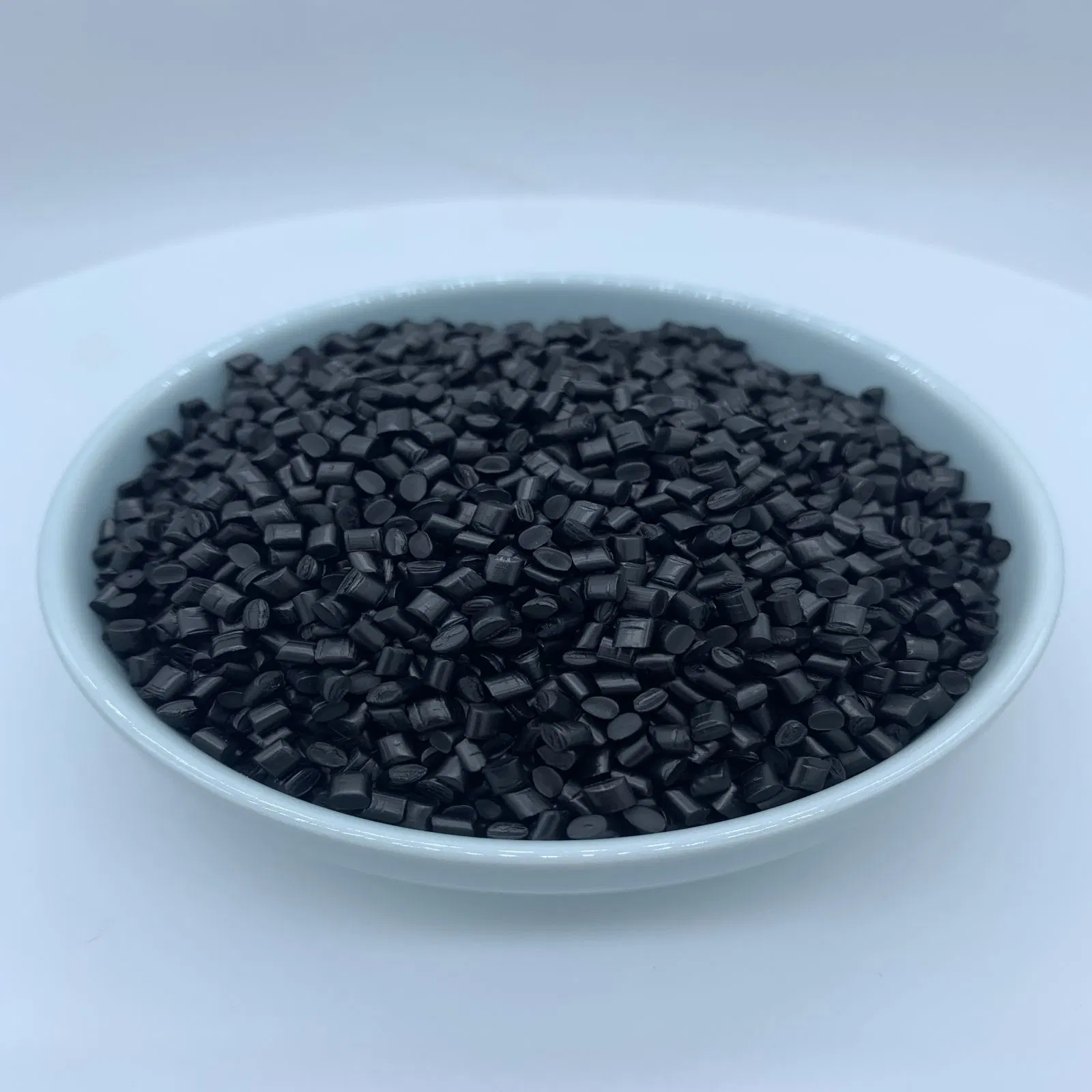 Plastic Yellow Masterbatch Used as Raw Material for PP/Pet Plasticizer Masterbatch Plastic Products