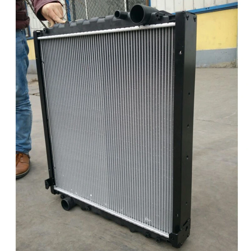 Radiador de agua para el radiador del sistema de refrigeración del motor Man L2000 para camiones 62876A OE 81061016002