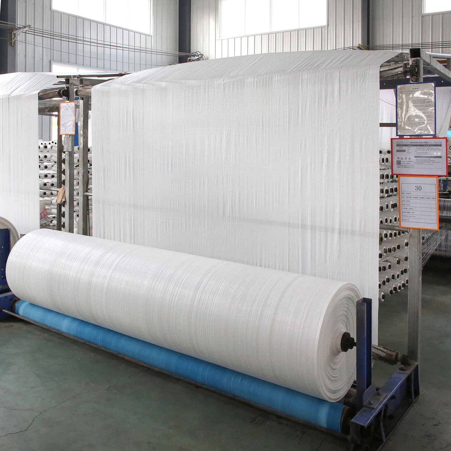 SGS GRS CE Approved Manufacturer Widely Used Plastic Covering Wrapping Packing Aluminized Film PP Laminated Cloth Polypropylene Woven Fabrics in Roll