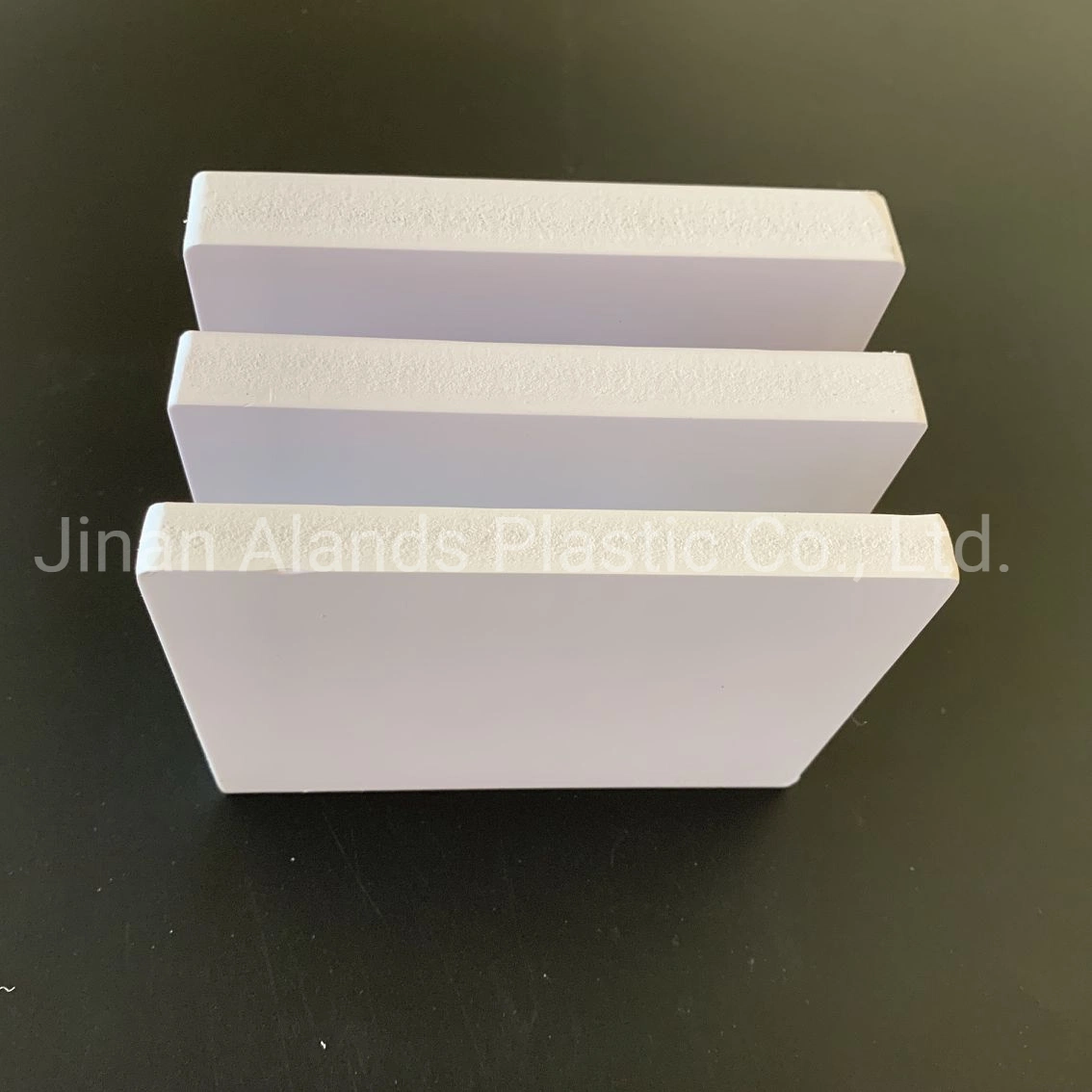 Fábrica de plástico blanco de Celuka PVC ampliar de 18 mm de plástico para la decoración